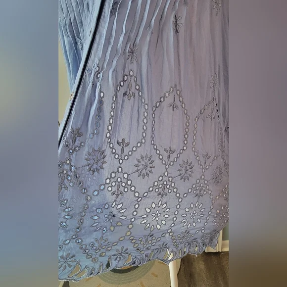 Johnny Was Huma Pintuck Blouse Women's S Blue Eyelet Cotton & Silk Semi Sheer - Picture 10 of 11